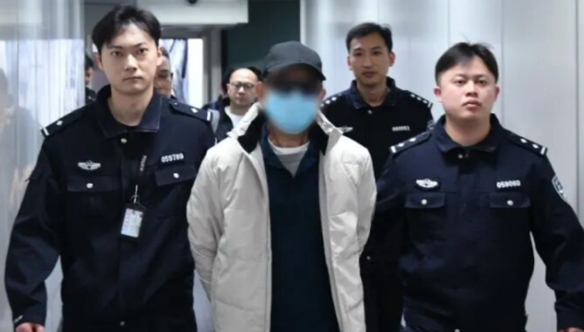 公安机关从南非引渡一名经济犯罪嫌疑人